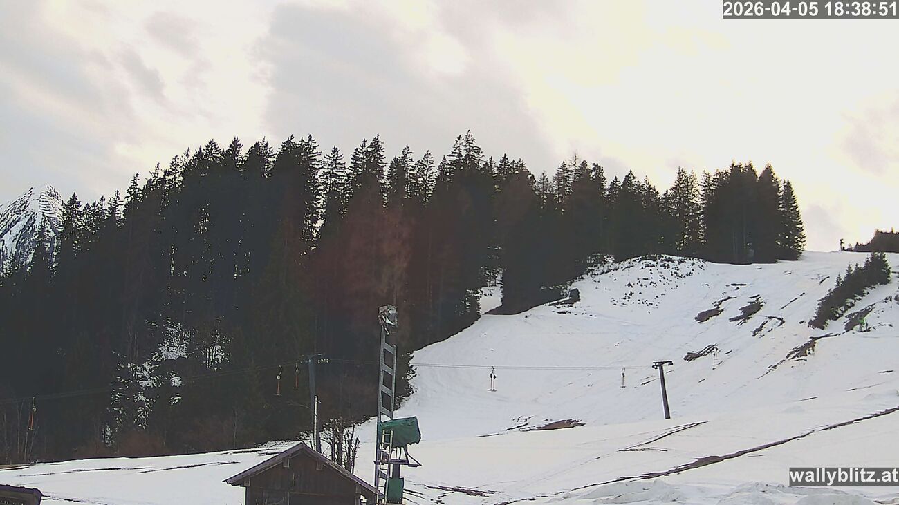 Aktuelles Bild unserer Webcam Elbigenalp